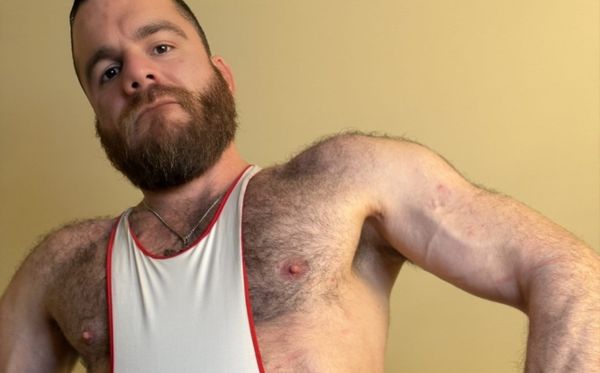 ManCrush: Hairy Topping