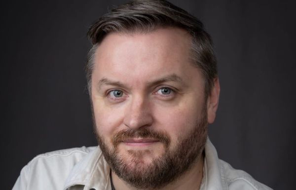Naked Men Talking: Derek Murphy