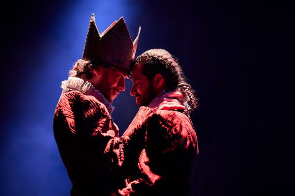 Culture Watch: Edward II by Carlos Pons Guerra