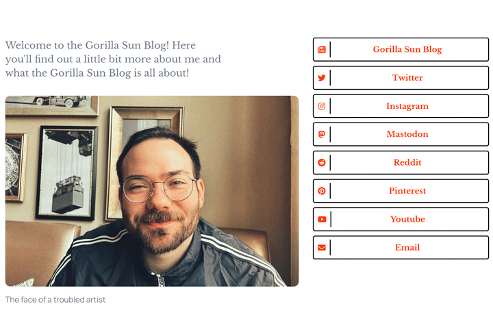 An image showing a link of buttons, each of them being a link to a social media platform. Linktree clone.