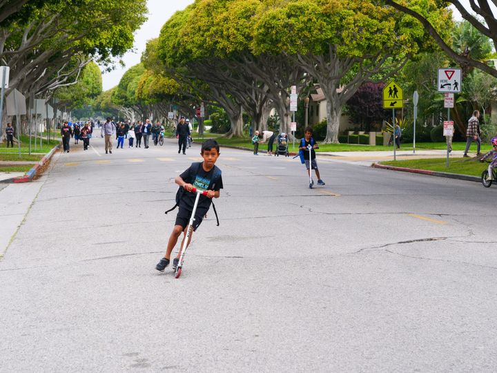 PHOTOS: Elenda Street Closed to Cars for Earth Day