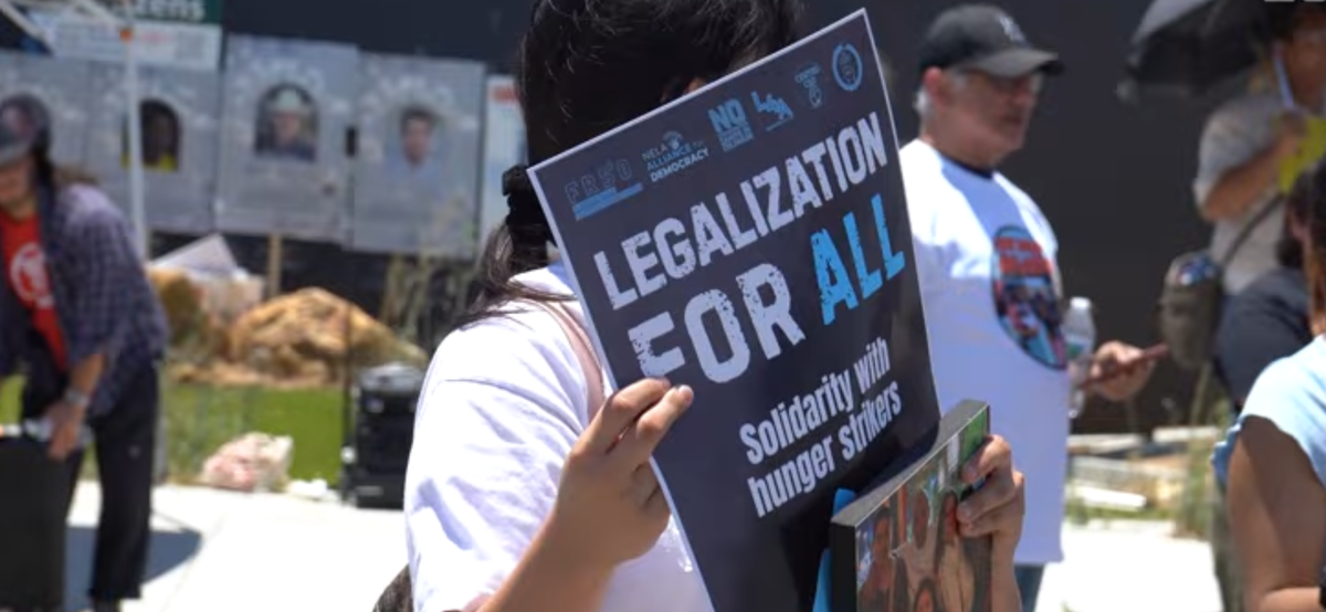 VIDEO: Caravan Travels to SoCal ICE Facility in Support of Hunger Strikers