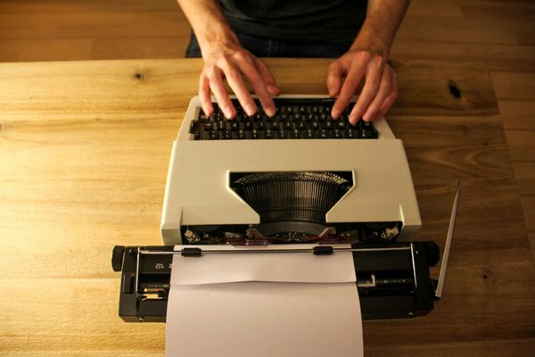 Ditch feature selling: 5 ways to craft customer stories that sell