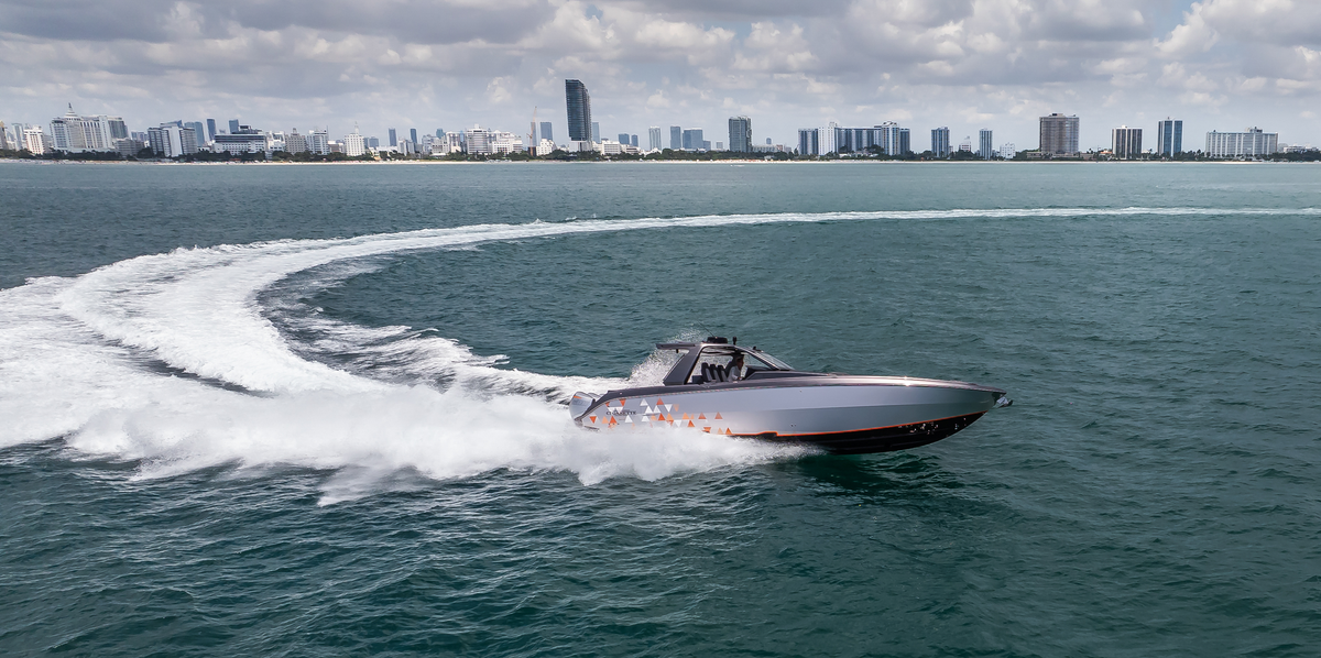 How to Maintain a High-Performance Boat Engine: A Complete 2025 Owner’s Guide