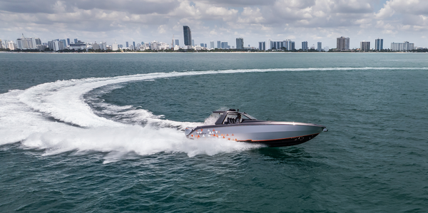 How to Maintain a High-Performance Boat Engine