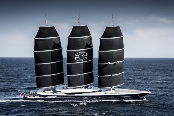 Cannes 2025: 105-Metre BLACK PEARL to Take Center Stage at Anchor