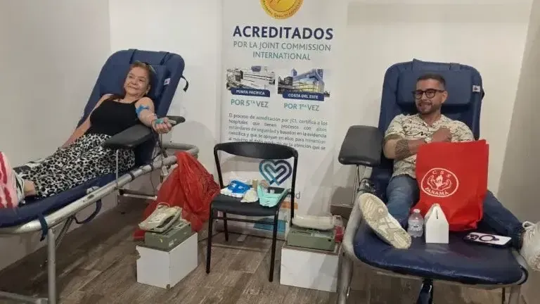 Donación masiva de sangre en la CSS por Día del Donante