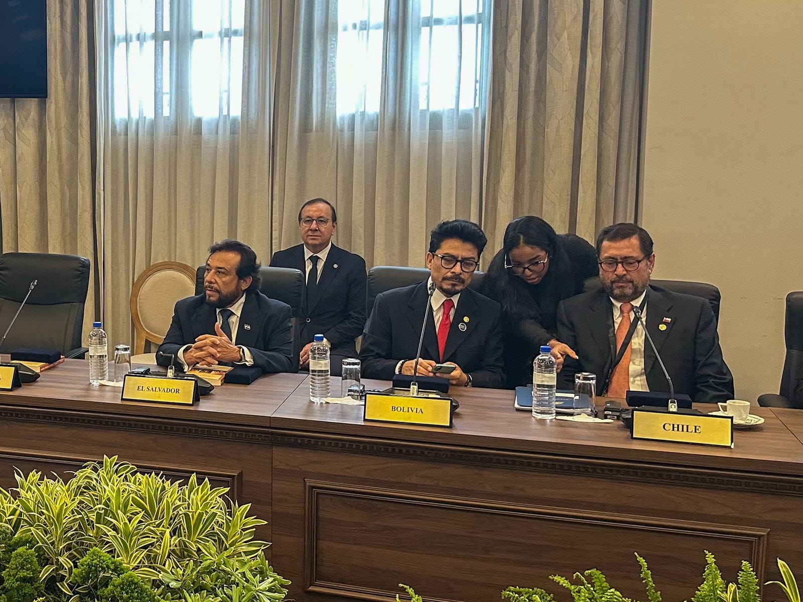 Representantes de El Salvador, Bolivia y Chile en la cumbre del Bicentenario del Congreso Anfictiónico