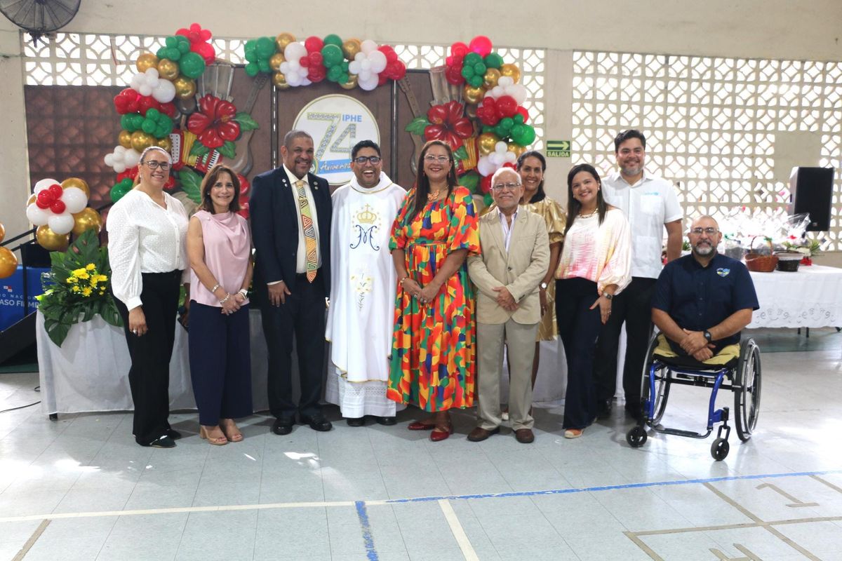 IPHE celebra sus 74 años