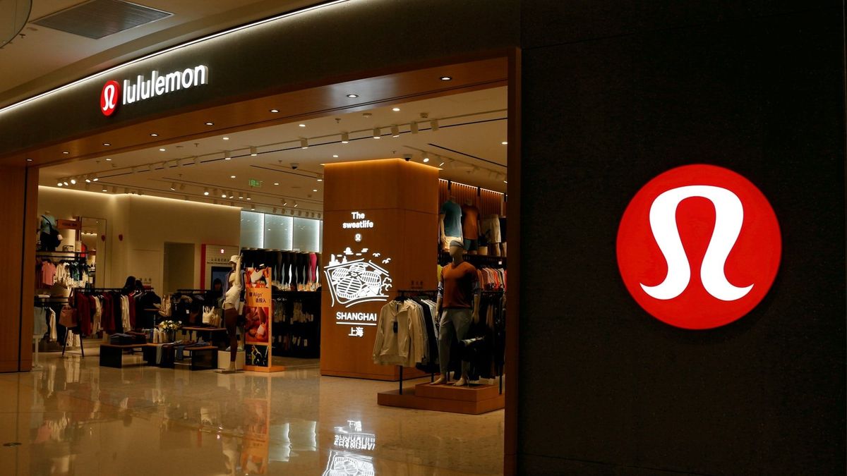 Lululemon: fundador lanza ofensiva por el control de la junta directiva