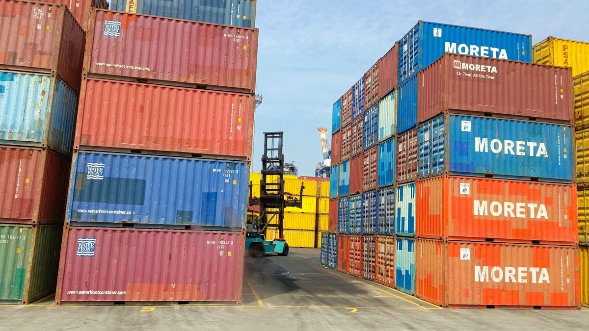 Aduanas cierra 2025 con recaudación de $1,301 millones, un 5% más