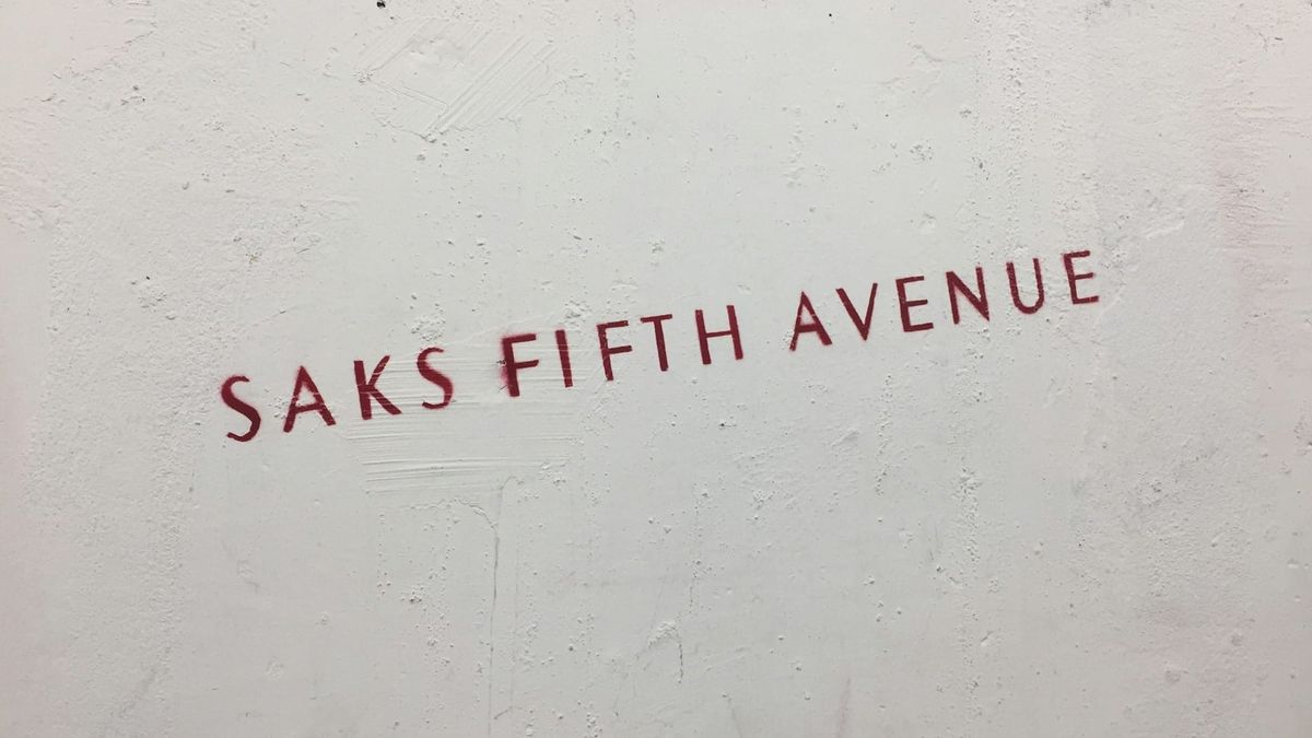 El gigante del lujo Saks Global se declara en bancarrota