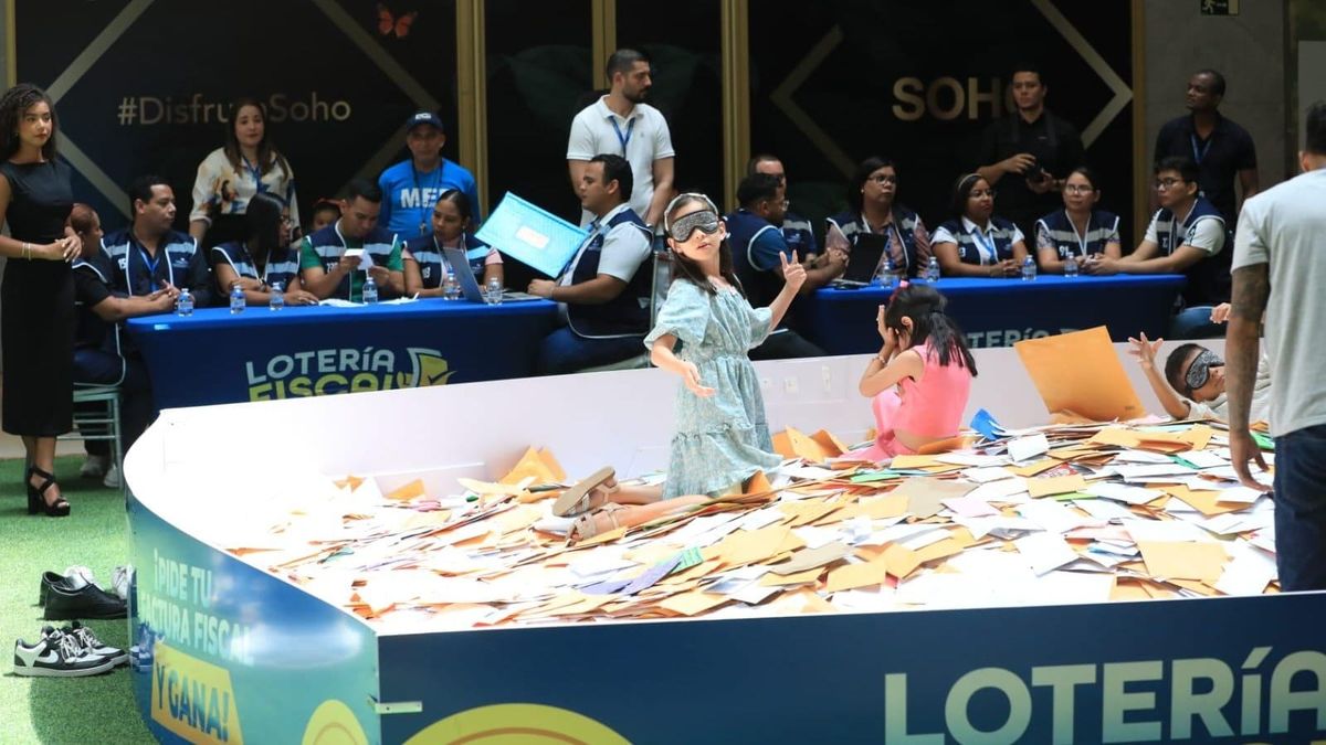 Lotería Fiscal entregó B/. 110 mil en primer sorteo