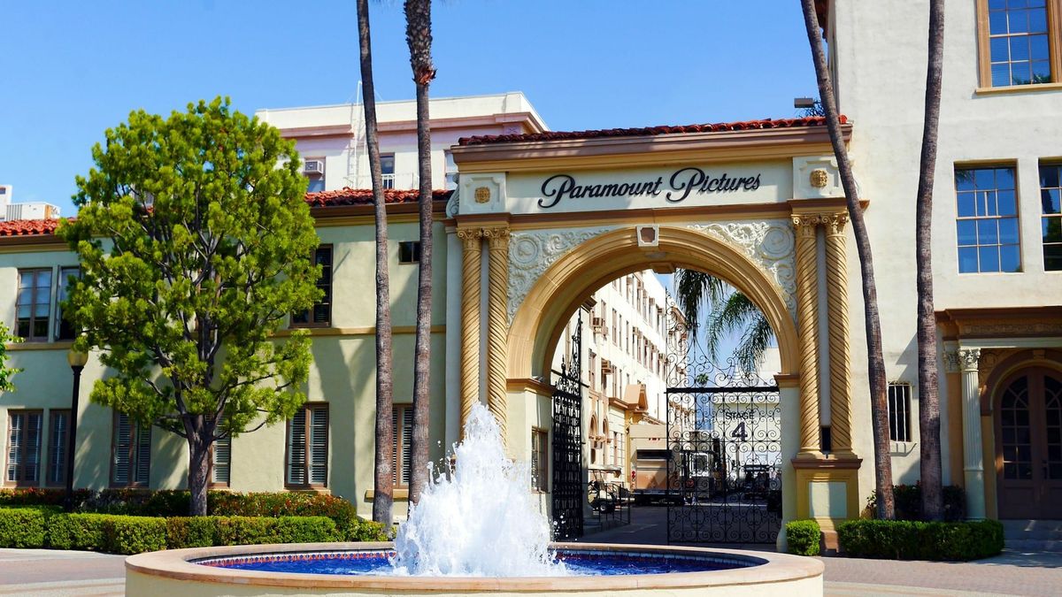 Netflix vs Paramount por Warner Bros Discovery: la batalla que puede redefinir el streaming y el futuro de Hollywood