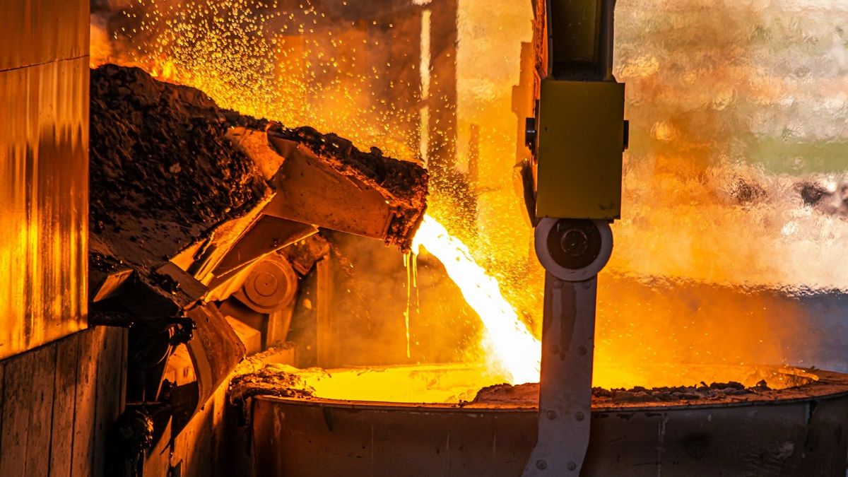 EE.UU. supera a Japón en producción de acero por primera vez en 26 años