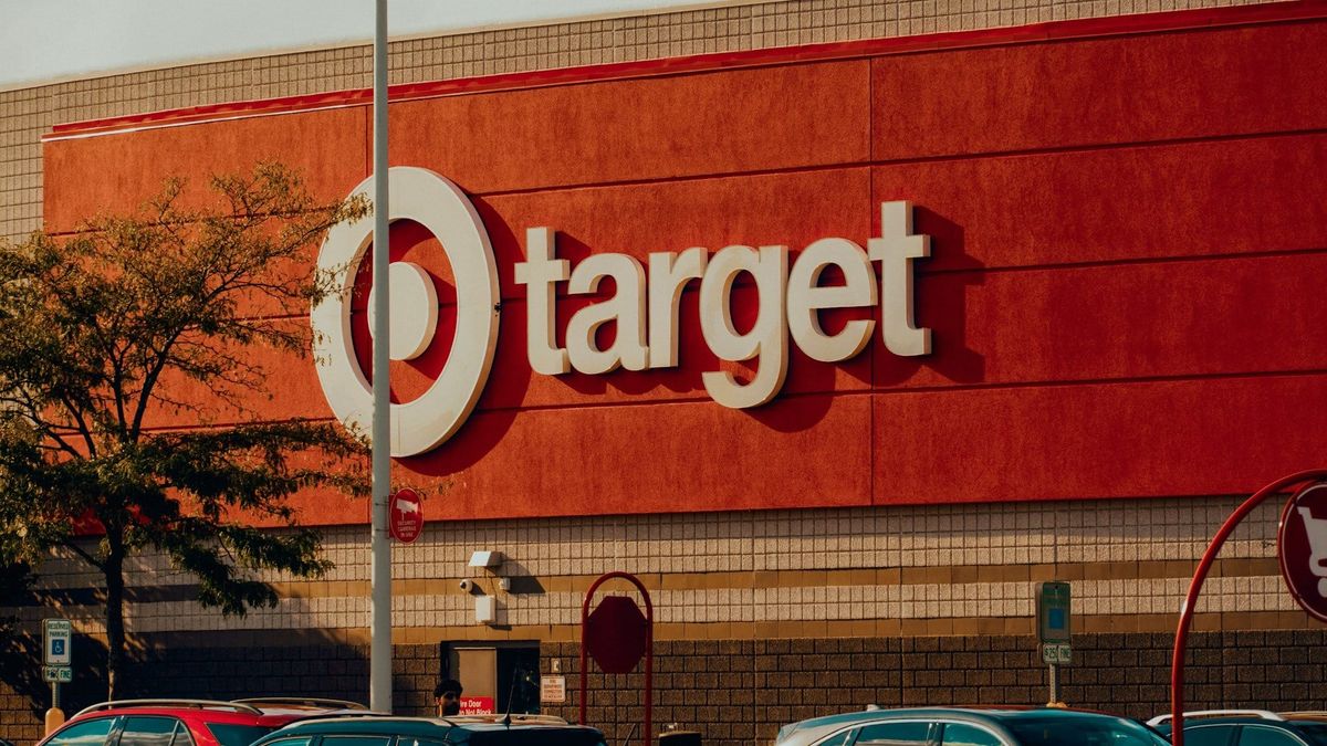 Target expande tiendas en EE.UU. ante frustración de consumidores con caos en compras