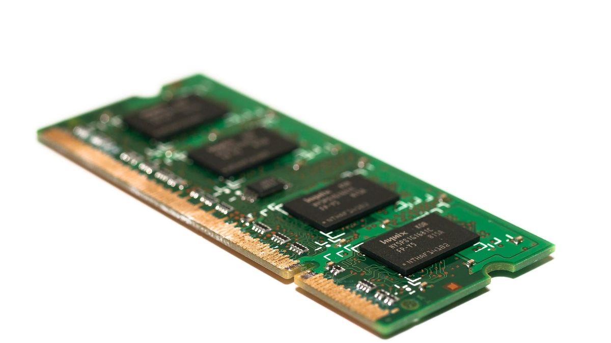 La crisis de memoria en la industria tecnológica presiona precios y obliga a cambios estratégicos globales