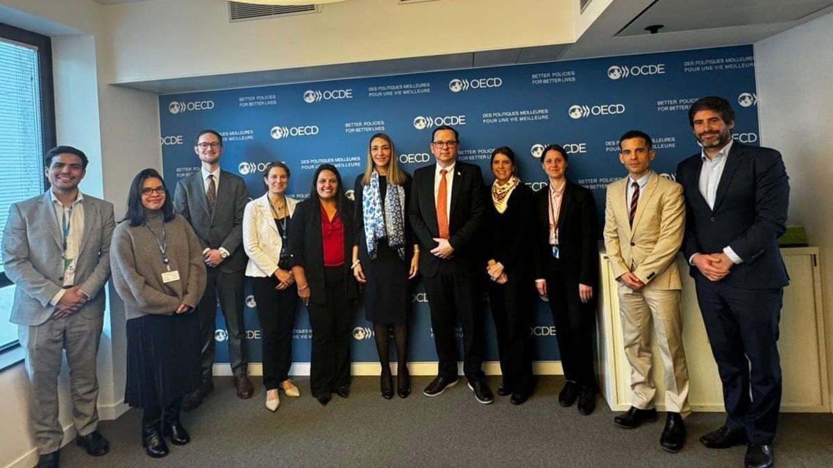 Panamá refuerza su visión de internet seguro ante OCDE
