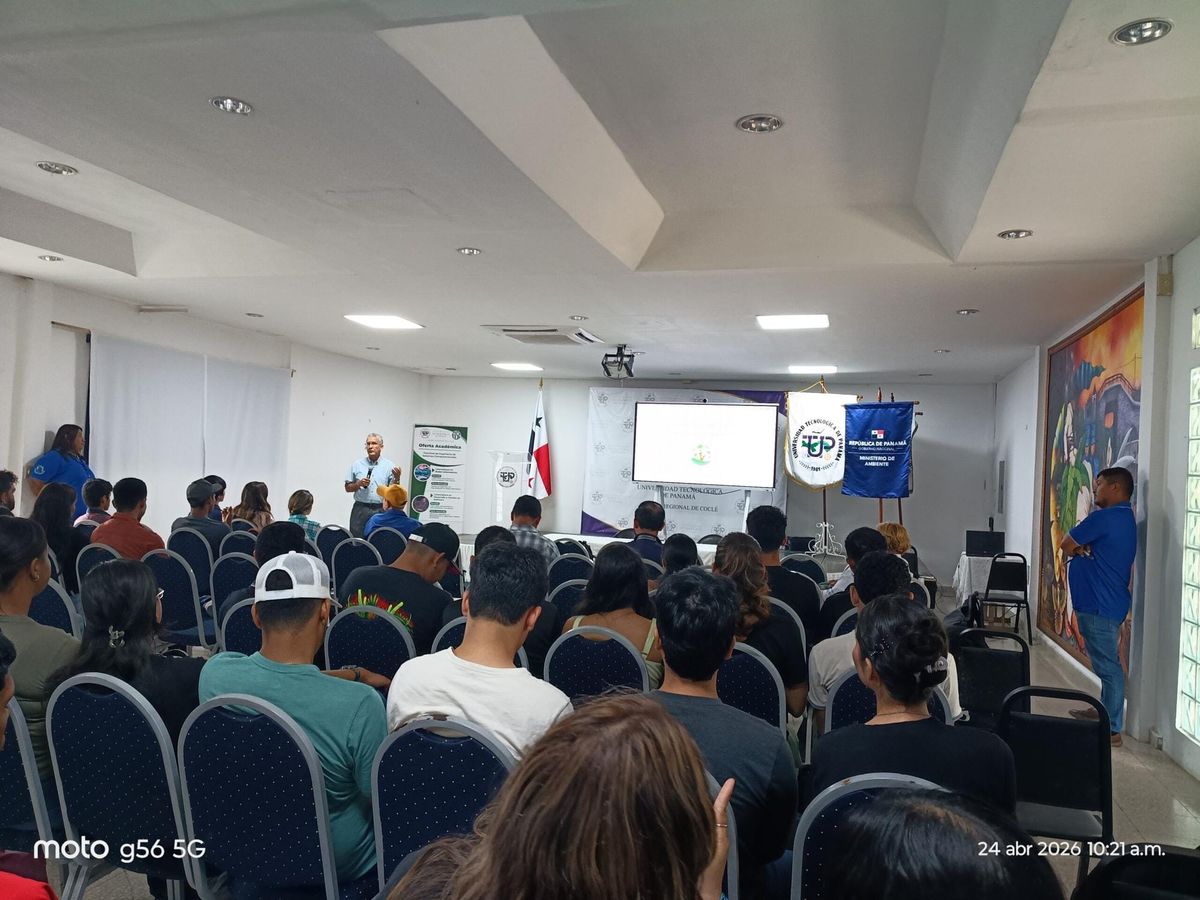 Coclé: 50 Voluntarios Ambientales Capacitados por MiAMBIENTE