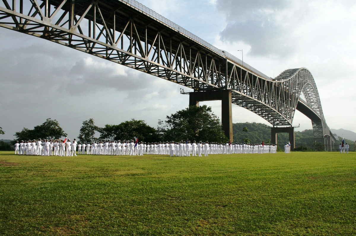 Puente de las Américas reabre con restricción a carga y presiona la logística en Panamá