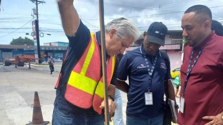 Acodeco supervisa precios y despacho de combustible en Panamá