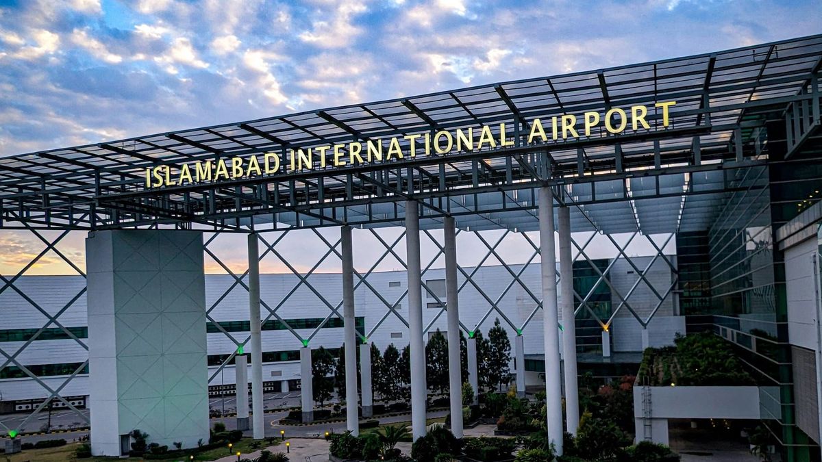 Pakistán, el primer país sin queroseno: reservas para 10 días por el cierre de Ormuz