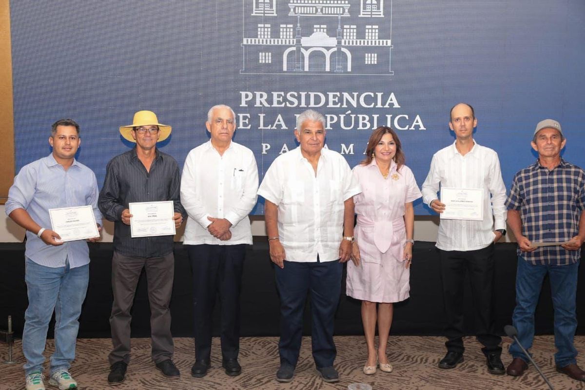 MIDA impulsa agro en Azuero con vías y exportaciones