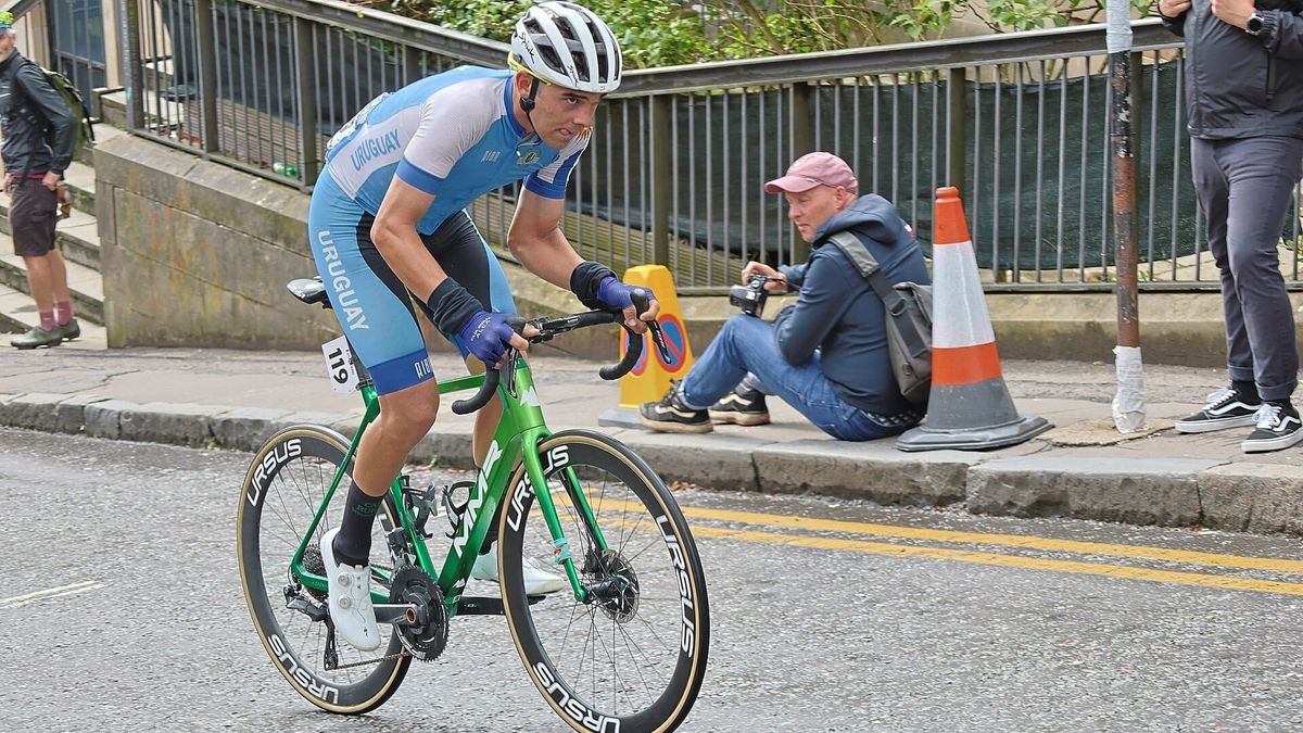 El uruguayo Thomas Silva se viste de rosa y hace historia en el Giro de Italia