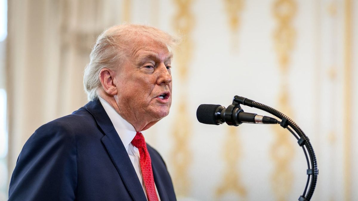 Trump da ultimátum a la UE: 4 de julio o aranceles del 25%