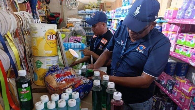 Acodeco halla productos vencidos y balanza irregular en Coclé