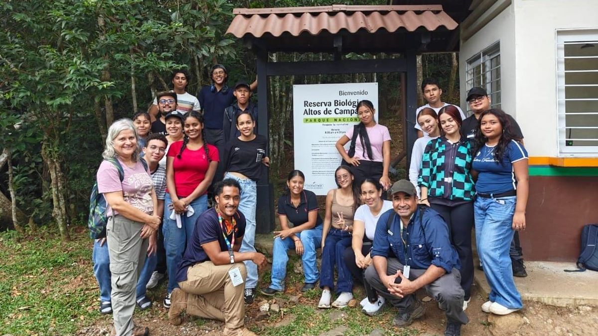 Estudiantes UTP exploran conservación en Altos de Campana