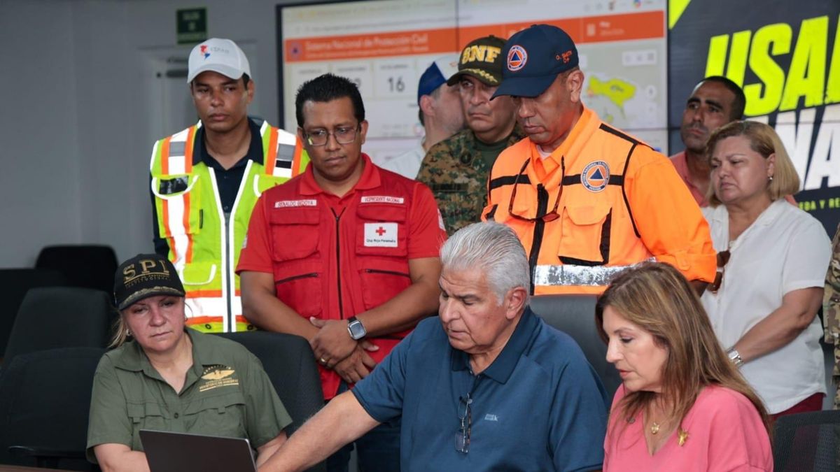 Panamá envía rescatistas y 200 toneladas de ayuda a Venezuela