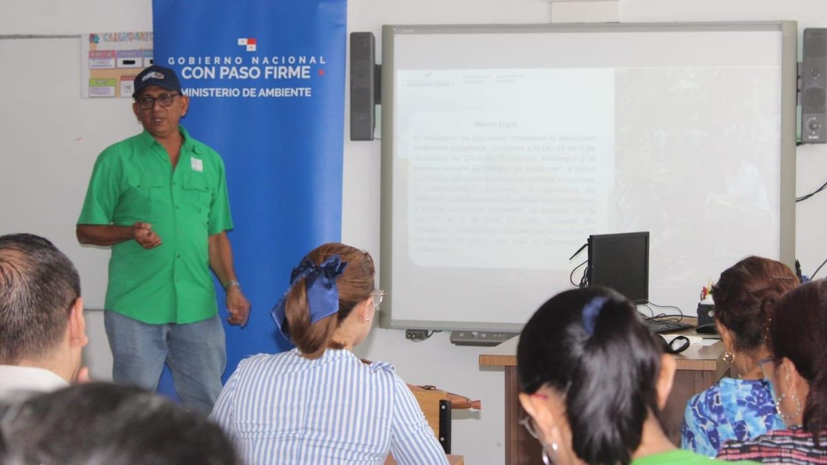 MiAMBIENTE capacita docentes ambientales en Oeste