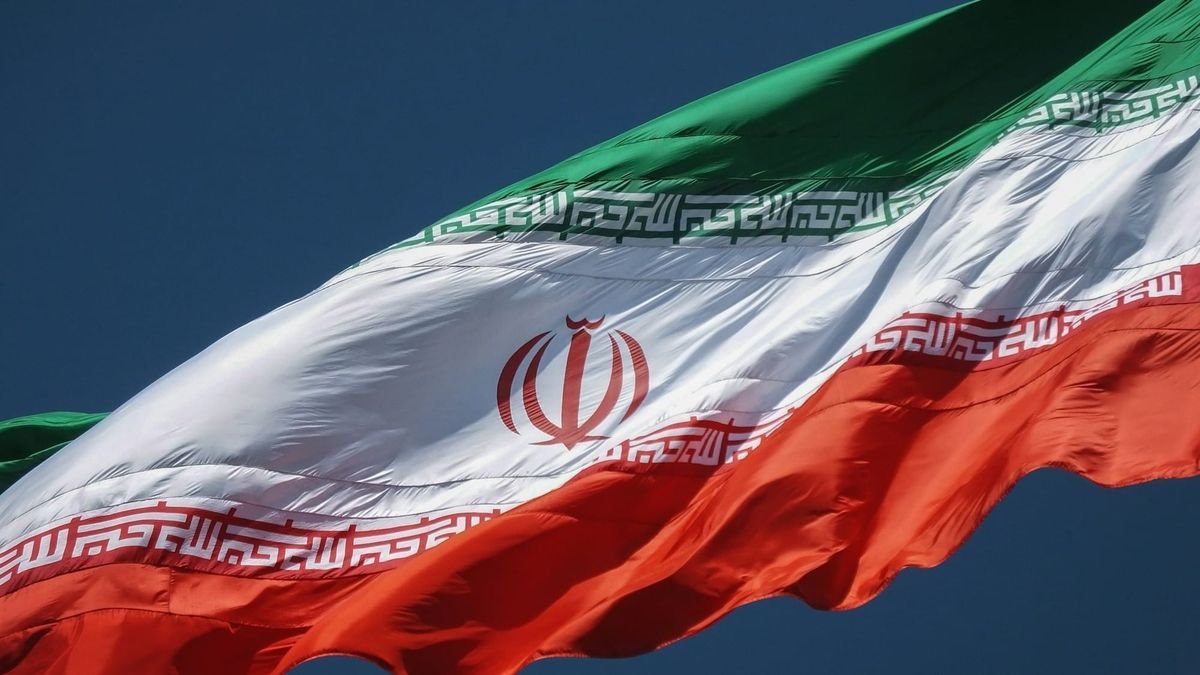 Irán sale de las negociaciones en Suiza tras amenazas de Trump