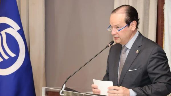 Ejecutivo se distancia de viaje de diputados a Taiwán y reafirma política de 'una sola China'