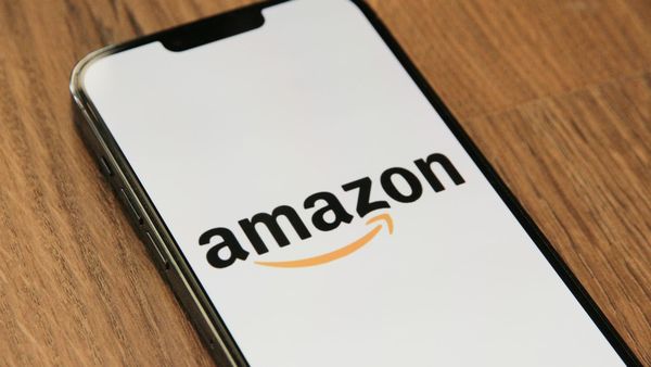 Amazon planea invertir hasta $50 mil millones en OpenAI y fortalece su apuesta en IA
