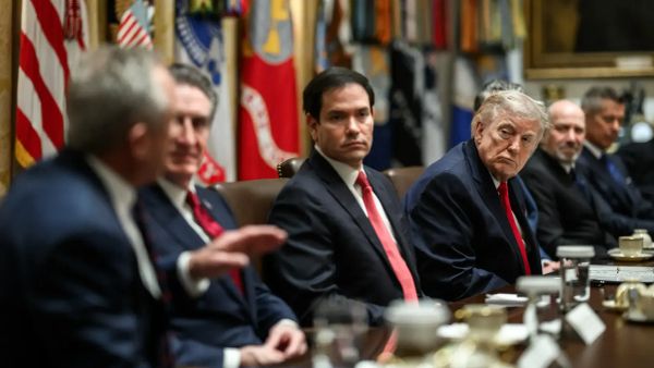 Marco Rubio opina sobre fallo de la Corte contra concesión de puertos a la entrada del Canal