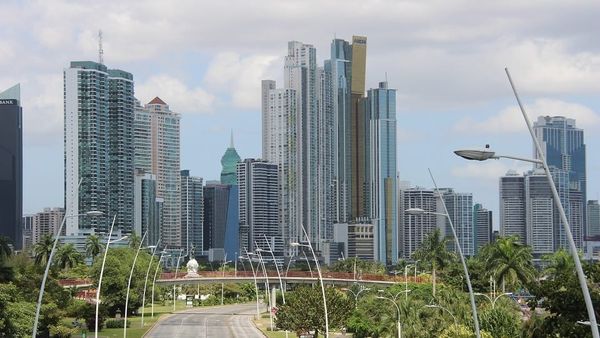 Ministros de Economía centroamericanos se reúnen en Panamá en cita clave del BID para impulsar desarrollo y adaptación climática