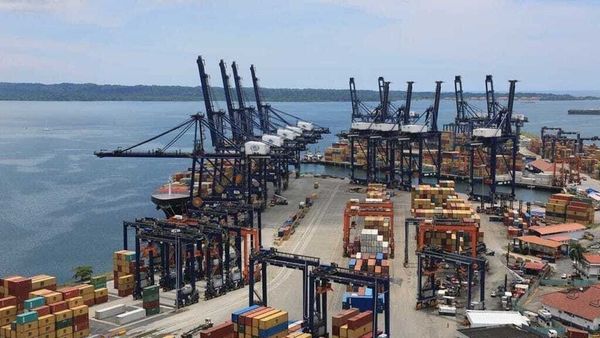 CK Hutchison denuncia presiones para forzar su salida de puertos en Panamá y amenaza con acciones legales