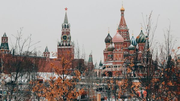 Banco Central de Rusia recorta tasa de interés clave a 15.5% en febrero de 2026