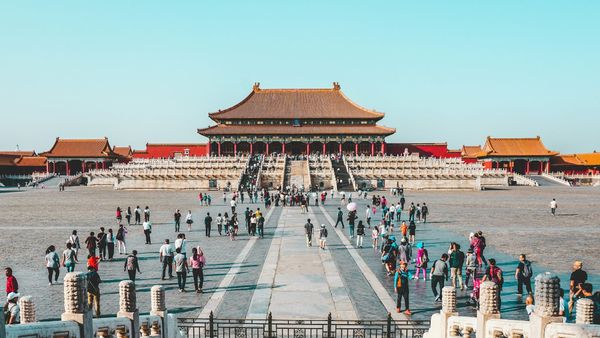 China urge a sus ciudadanos salir de Irán por tensiones regionales