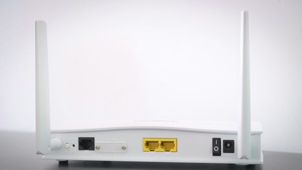 EE.UU. veta nuevos routers Wi‑Fi fabricados en el extranjero y habilita exenciones condicionadas