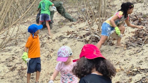 Limpieza en Playa El Arenal de Pedasí: 25 bolsas menos
