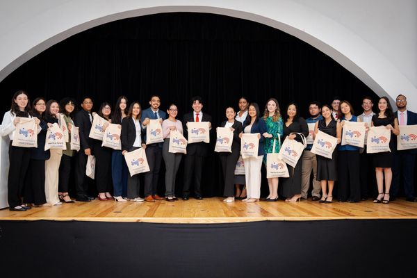 Jóvenes panameños se gradúan de SEM Academy