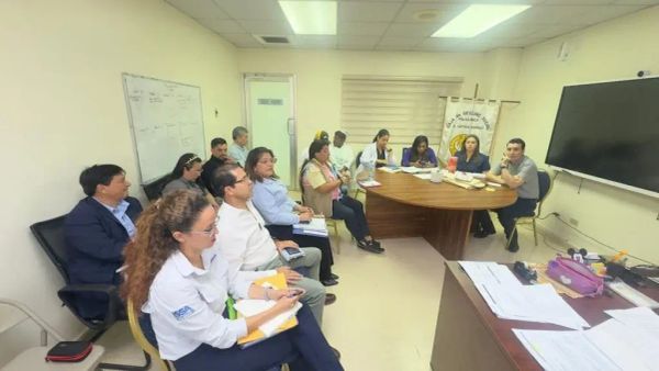 Pacientes de Hemodiálisis de La Chorrera Piden Mejoras a CSS