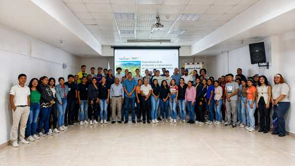 Universitarios coclesanos refuerzan conciencia ambiental