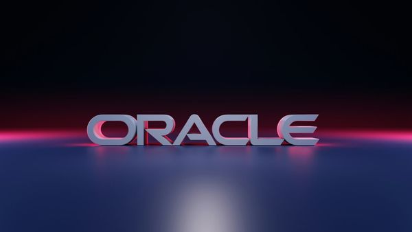 Oracle recorta miles de empleos mientras acelera gasto en IA