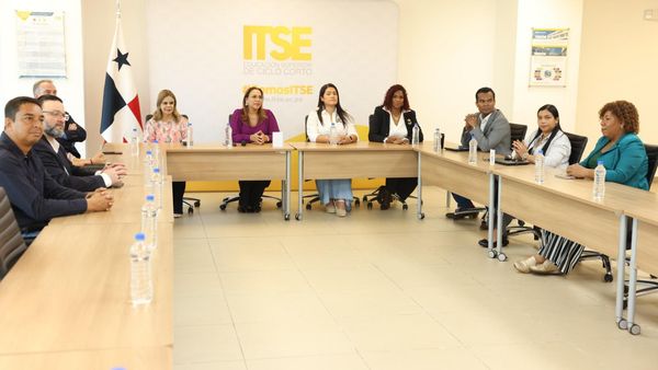 APEDE y ITSE exploran alianzas para potenciar talento en Panamá Oeste