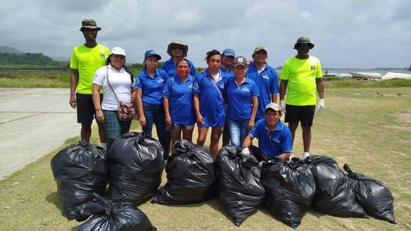 Guna Yala: MiAMBIENTE y SENAFRONT limpian sus playas