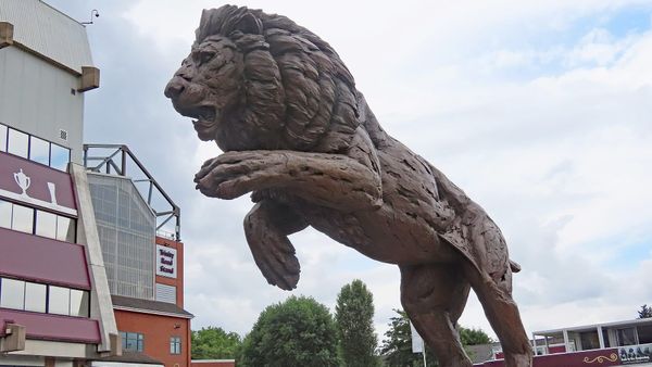 Unai Emery conquista su quinta Europa League con el Aston Villa y rompe todos los récords